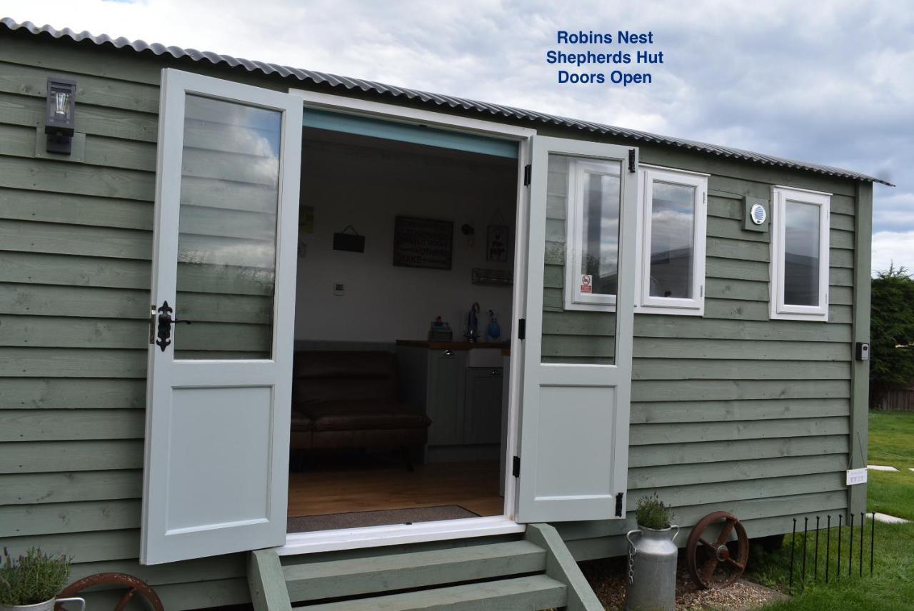 Lanterns Shepherds Huts & Glamping Happisburgh Exterior photo