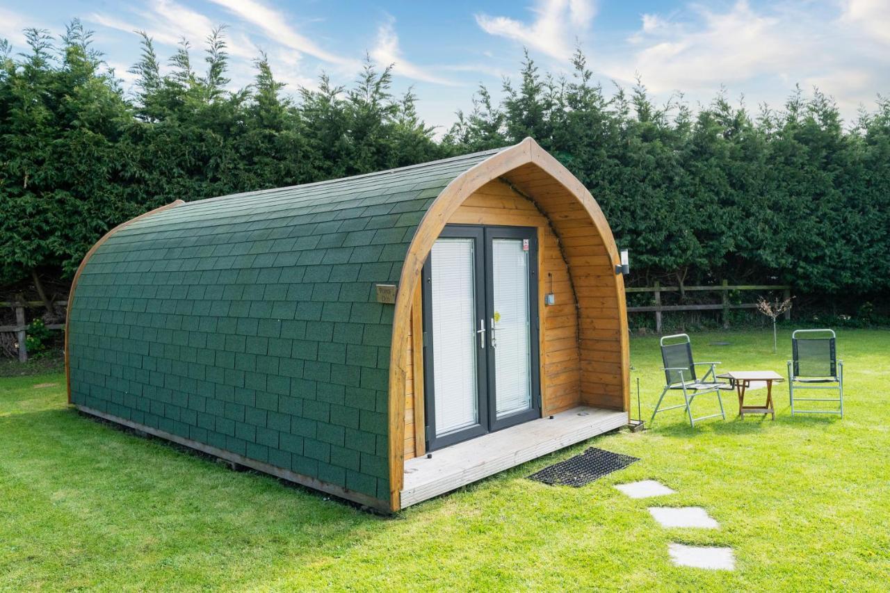 Lanterns Shepherds Huts & Glamping Happisburgh Exterior photo